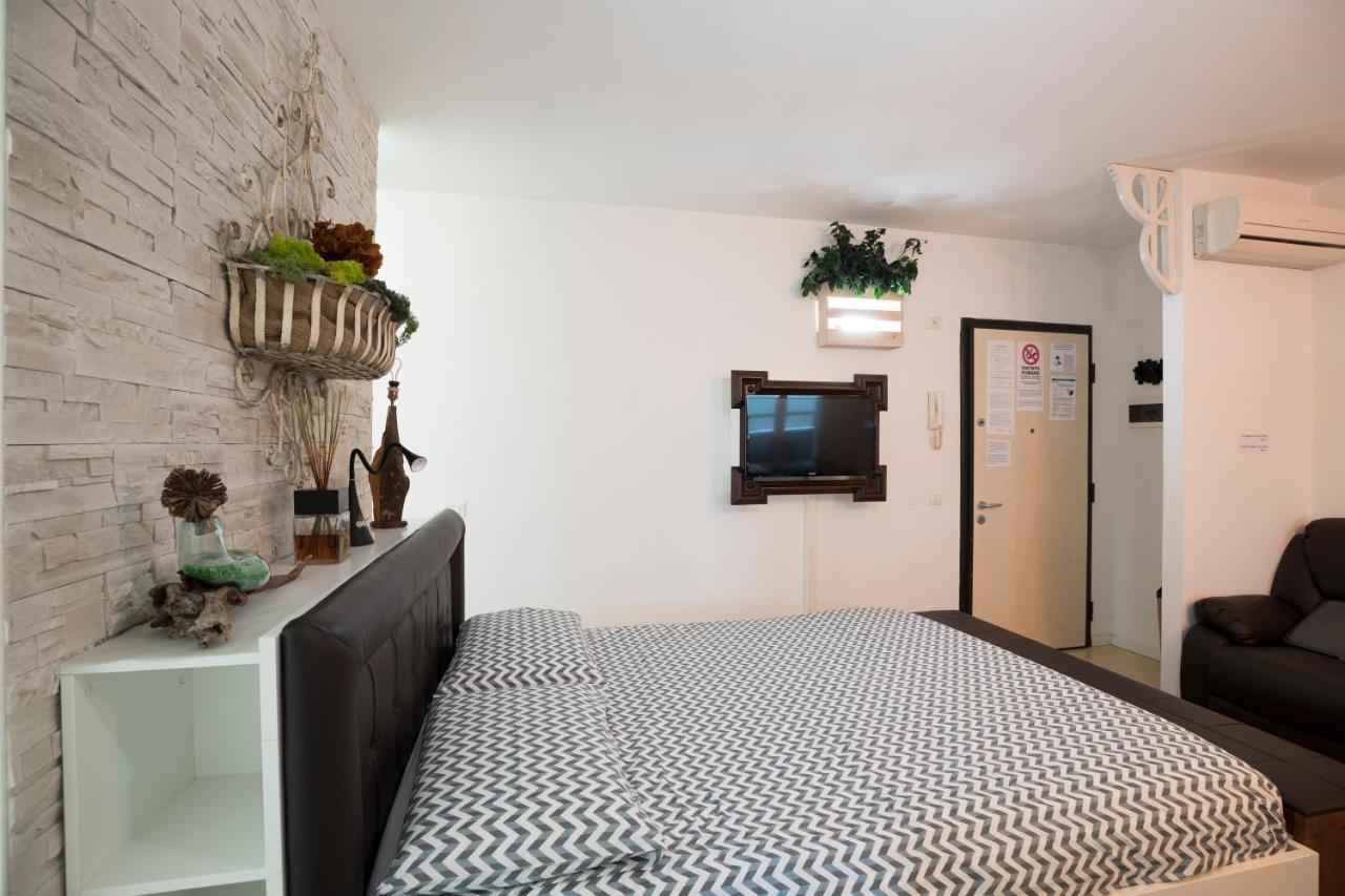 Come Sentirsi A Casa Piacenza Exteriér fotografie